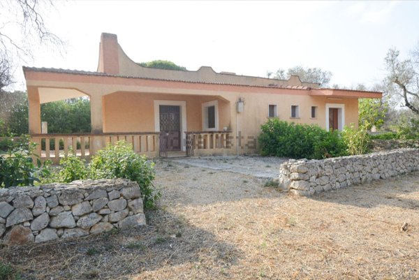 casa indipendente in vendita a San Vito dei Normanni