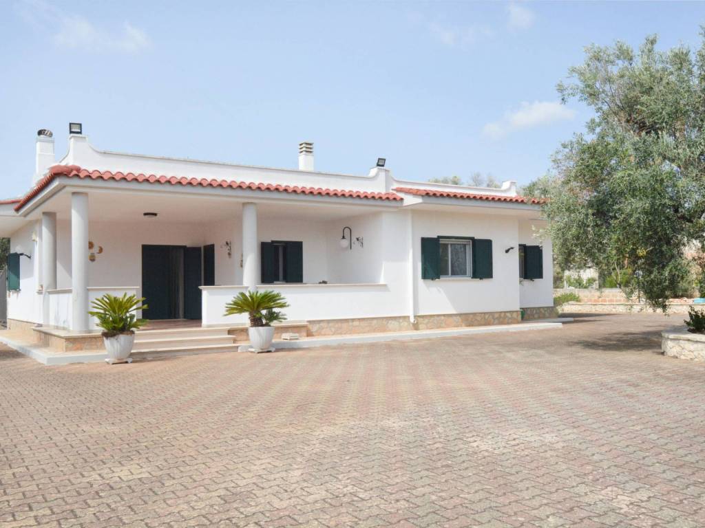 casa indipendente in vendita a San Vito dei Normanni