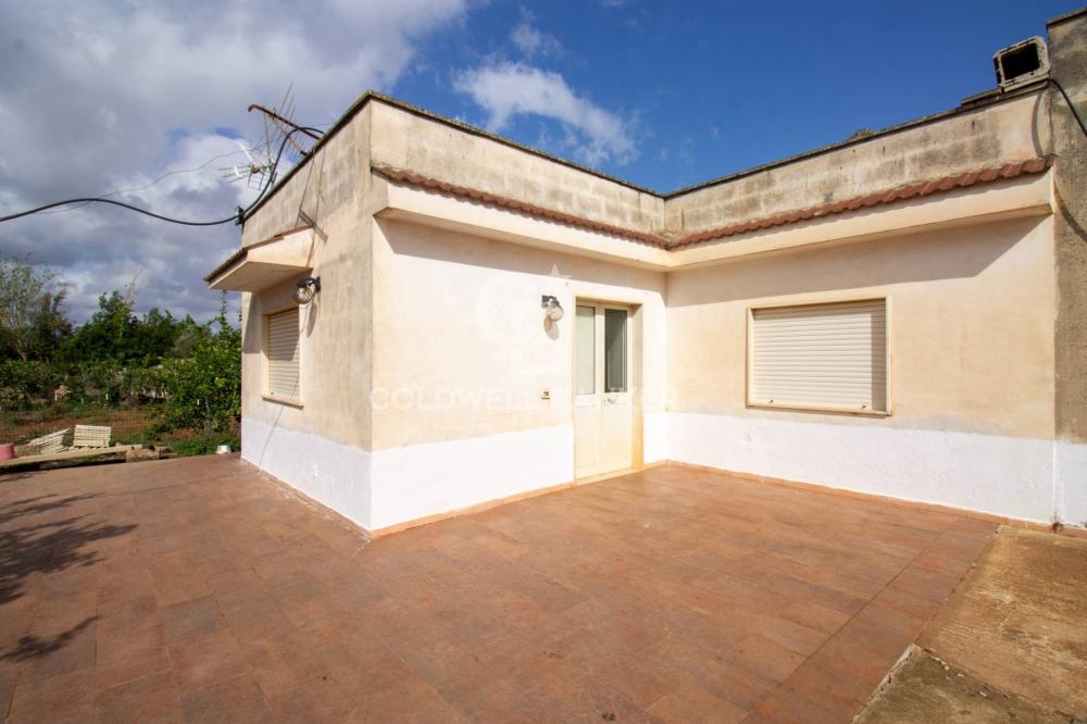 casa indipendente in vendita a San Vito dei Normanni in zona San Giacomo