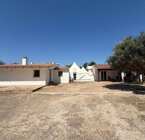casa indipendente in vendita a San Vito dei Normanni