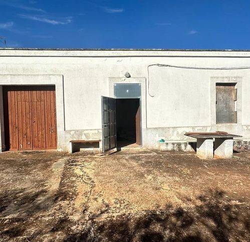 casa indipendente in vendita a San Vito dei Normanni