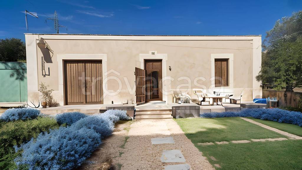 casa indipendente in vendita a San Vito dei Normanni