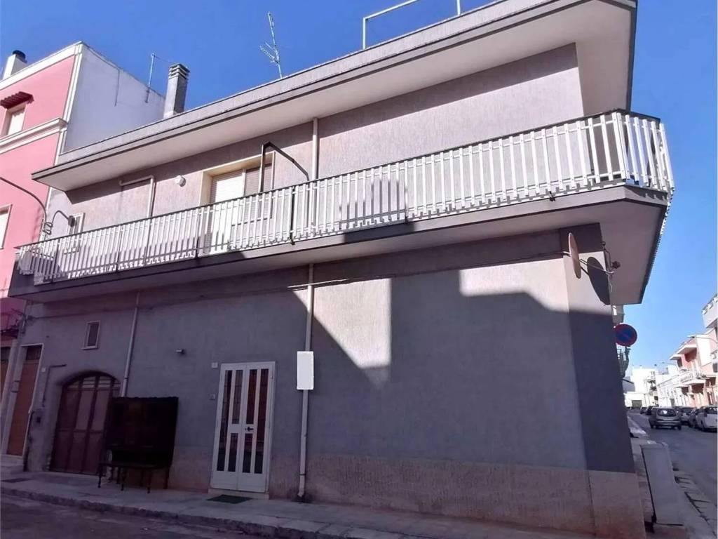 casa indipendente in vendita a San Vito dei Normanni