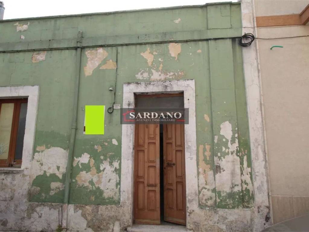 appartamento in vendita a San Vito dei Normanni in zona Centro Storico
