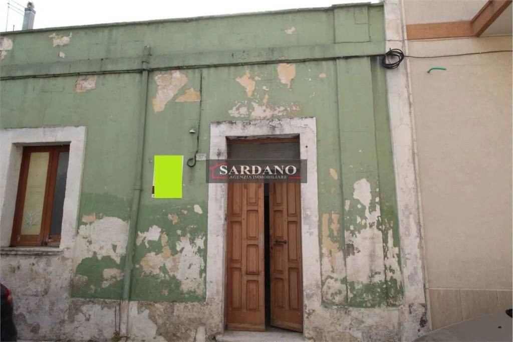 appartamento in vendita a San Vito dei Normanni in zona Centro Storico