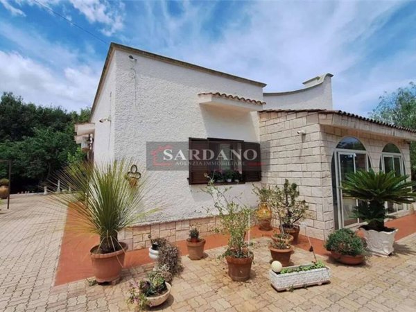 casa indipendente in vendita a San Vito dei Normanni