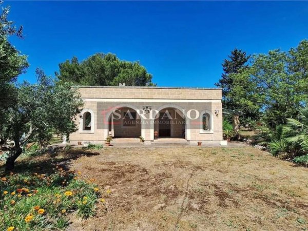 casa indipendente in vendita a San Vito dei Normanni