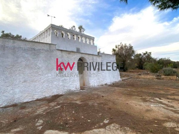 casa indipendente in vendita a San Vito dei Normanni