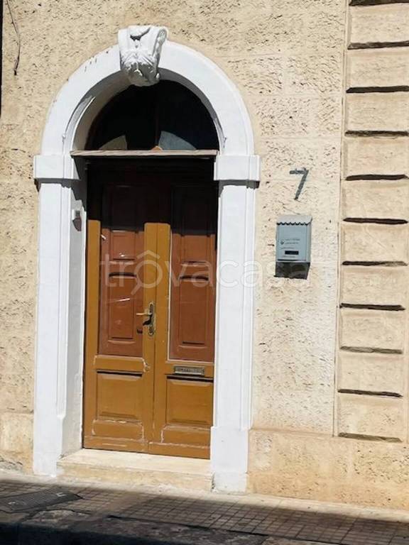 appartamento in vendita a San Vito dei Normanni in zona Centro Storico