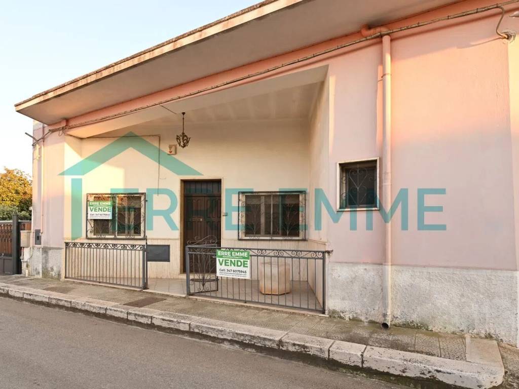 casa indipendente in vendita a San Vito dei Normanni