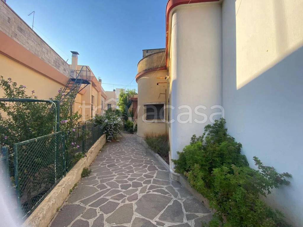 casa indipendente in vendita a San Vito dei Normanni in zona Centro Storico