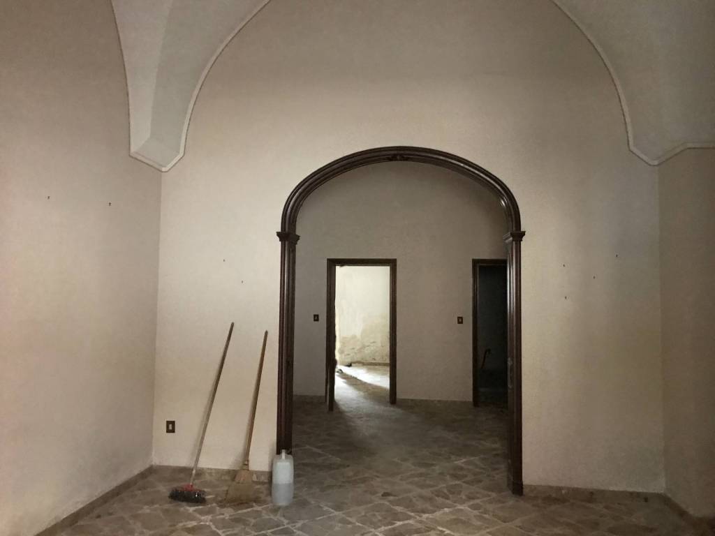 appartamento in vendita a San Vito dei Normanni in zona Centro Storico