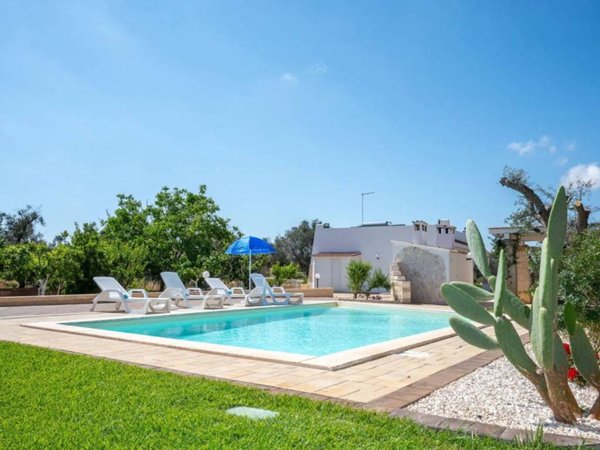 casa indipendente in vendita a San Vito dei Normanni