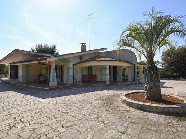 casa indipendente in vendita a San Vito dei Normanni