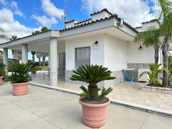 casa indipendente in vendita a San Vito dei Normanni