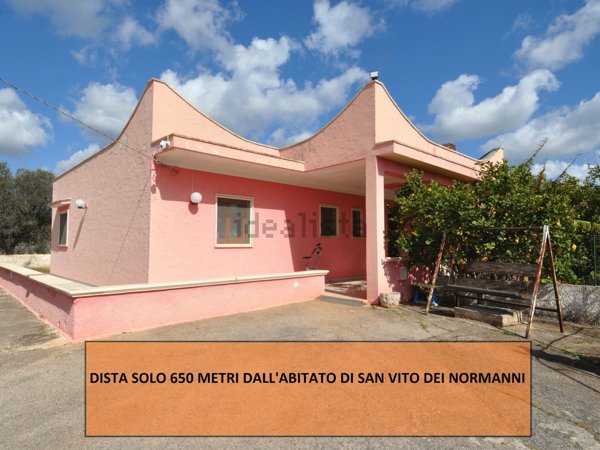 casa indipendente in vendita a San Vito dei Normanni