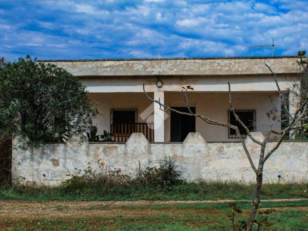 casa indipendente in vendita a San Vito dei Normanni