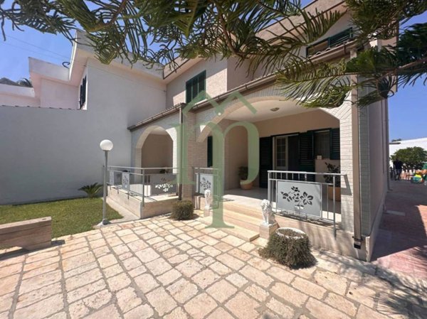 casa indipendente in vendita a San Vito dei Normanni