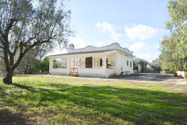 casa indipendente in vendita a San Vito dei Normanni