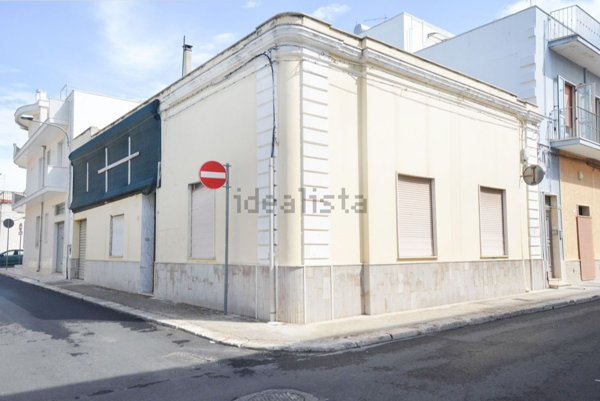 casa indipendente in vendita a San Vito dei Normanni