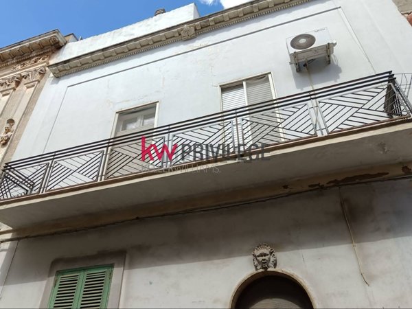 appartamento in vendita a San Vito dei Normanni in zona Centro Storico