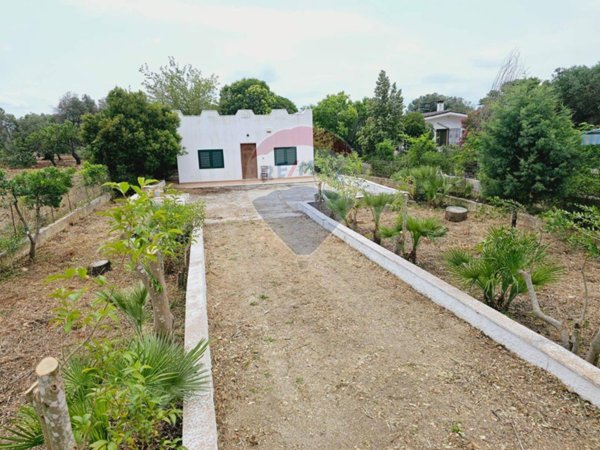 casa indipendente in vendita a San Vito dei Normanni