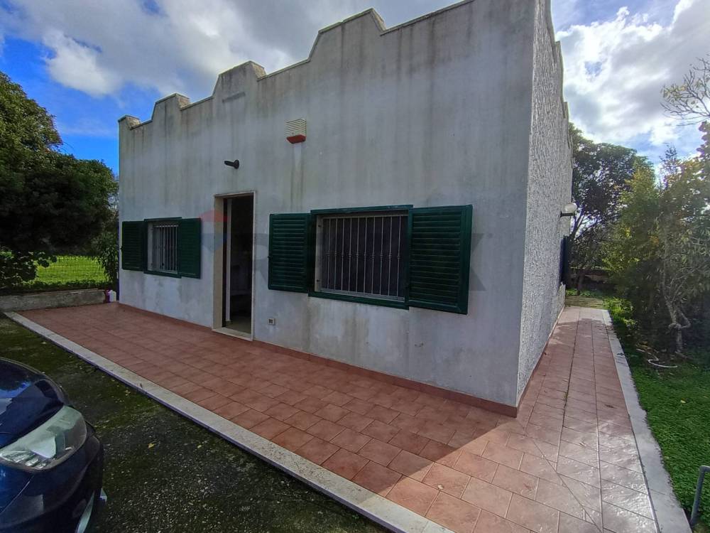 casa indipendente in vendita a San Vito dei Normanni in zona Poggioreale