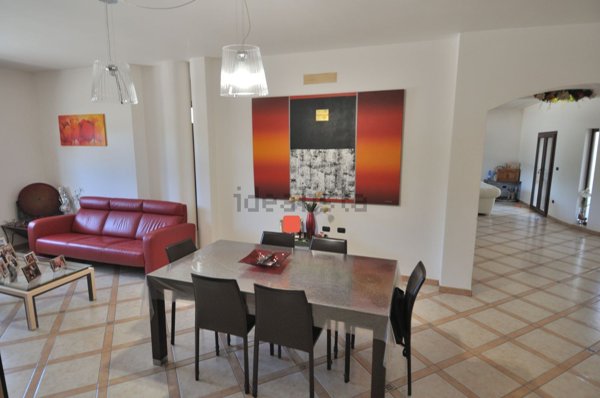 casa indipendente in vendita a San Vito dei Normanni in zona Centro Storico