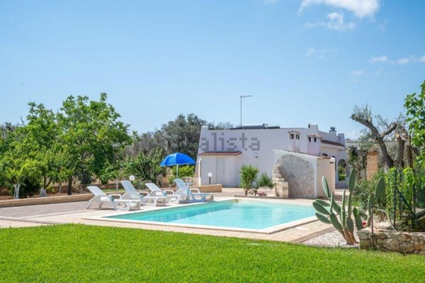 casa indipendente in vendita a San Vito dei Normanni