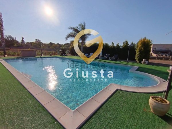 casa indipendente in vendita a San Vito dei Normanni