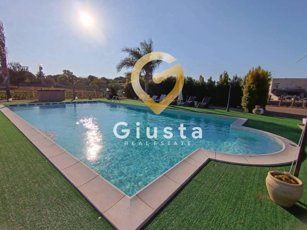 casa indipendente in vendita a San Vito dei Normanni