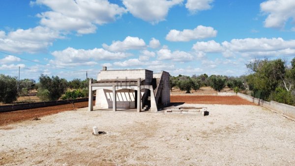 casa indipendente in vendita a San Vito dei Normanni