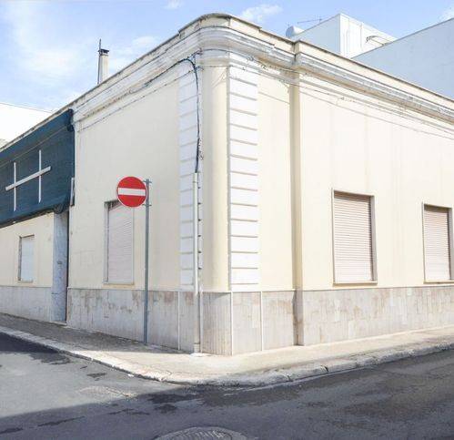 casa indipendente in vendita a San Vito dei Normanni