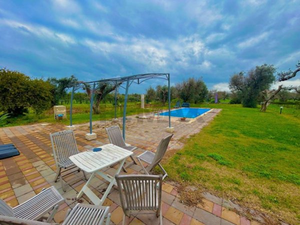 casa indipendente in vendita a San Vito dei Normanni