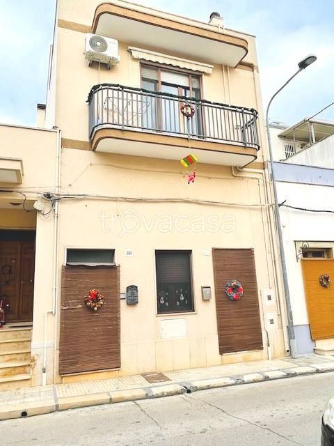 appartamento in vendita a San Vito dei Normanni in zona Centro Storico