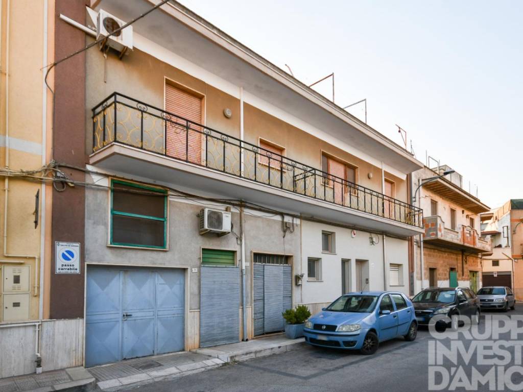 intera palazzina in vendita a San Vito dei Normanni