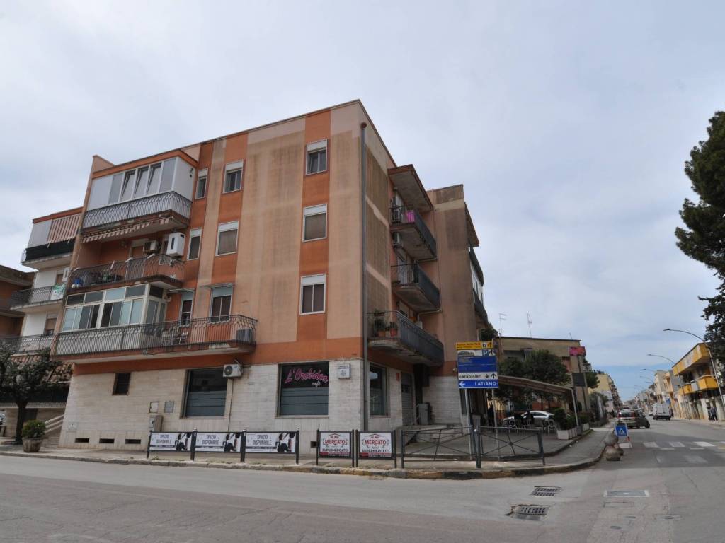 appartamento in vendita a San Vito dei Normanni in zona Centro Storico