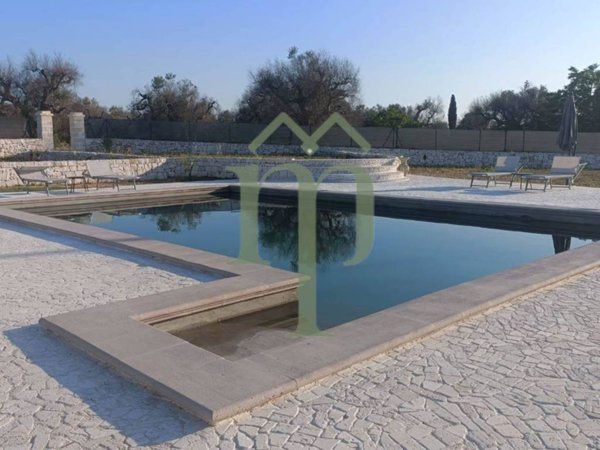 casa indipendente in vendita a San Vito dei Normanni