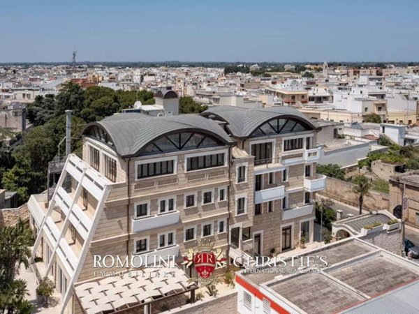 negozio in vendita a San Vito dei Normanni