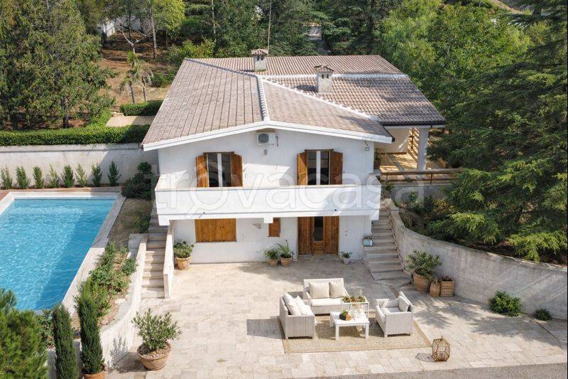 casa indipendente in vendita a San Vito dei Normanni