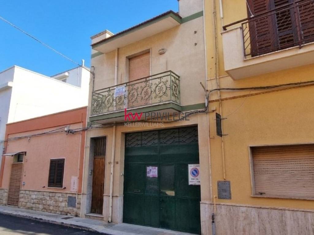 casa indipendente in vendita a San Vito dei Normanni