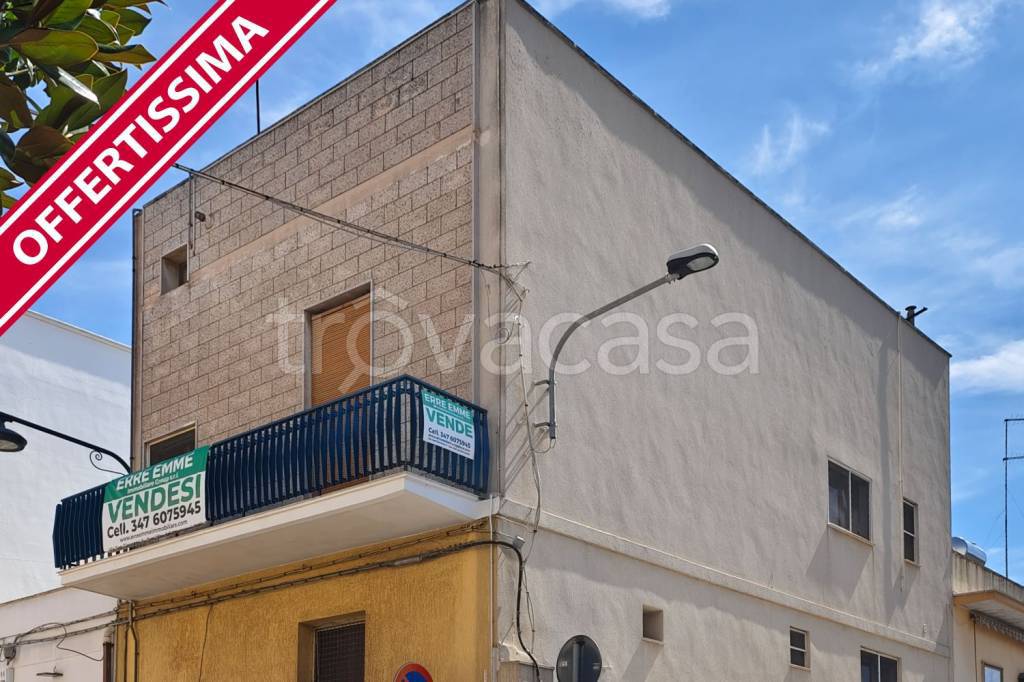 appartamento in vendita a San Vito dei Normanni in zona Centro Storico