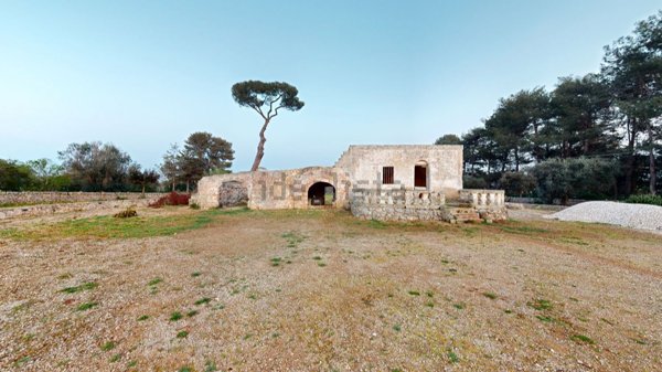 casa indipendente in vendita a San Vito dei Normanni in zona Poggioreale