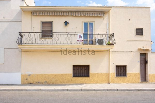 casa indipendente in vendita a San Vito dei Normanni in zona Centro Storico