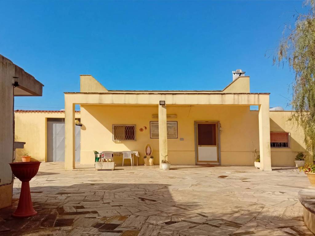 pentavano in vendita a San Vito dei Normanni