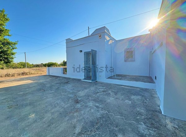 casa indipendente in vendita a San Vito dei Normanni