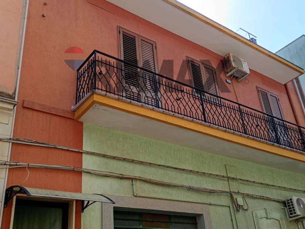 casa indipendente in vendita a San Vito dei Normanni in zona Centro Storico