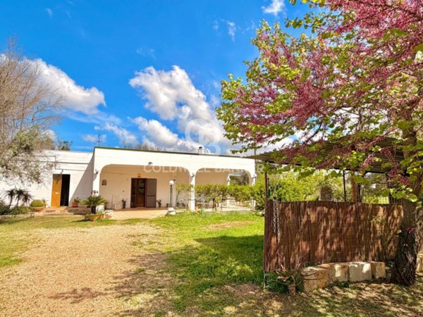 casa indipendente in vendita a San Vito dei Normanni