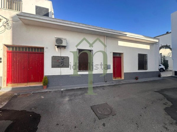casa indipendente in vendita a San Vito dei Normanni in zona Centro Storico