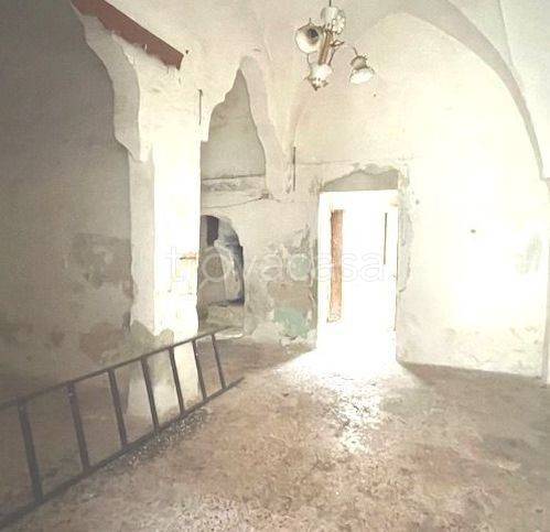 casa indipendente in vendita a San Vito dei Normanni in zona Centro Storico